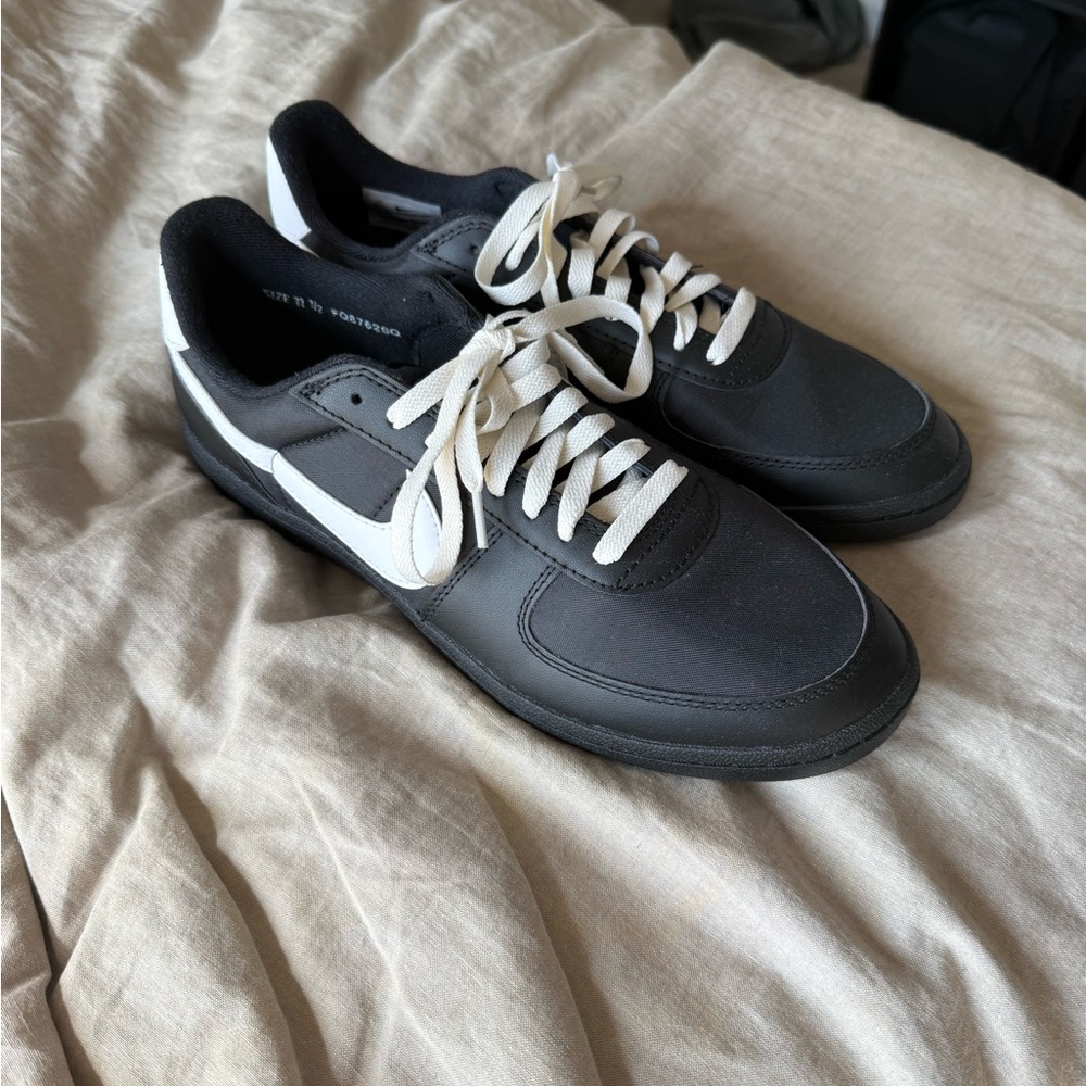 Nike Field General 82